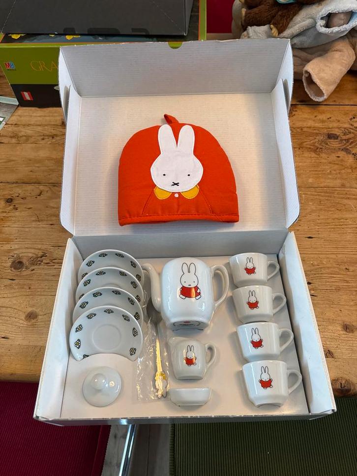 Nijntje Kinderservies + 6 Bekerlepels Douwe Egberts - Nieuw, Verzamelen, Speelgoed, Nieuw, Ophalen of Verzenden