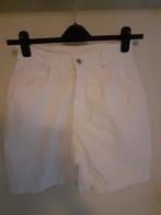 Witte Dames korte Broek, maat 40., Maat 38/40 (M), Kort, Wit, Ophalen of Verzenden