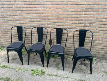 Bistrostoellen mat zwart beschikbaar voor biedingen