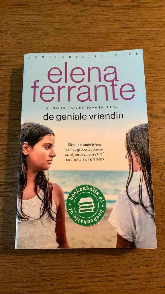 Elena Ferrante - De geniale vriendin, Boeken, Literatuur, Gelezen, Ophalen of Verzenden