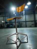 Vintage industriële bureaustoel / atelierstoel / desk chair, Huis en Inrichting, Ophalen, Gebruikt, Zwart