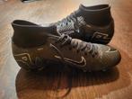 Nike voetbalschoen, Maat XS of kleiner, Ophalen of Verzenden, Zo goed als nieuw, Schoenen