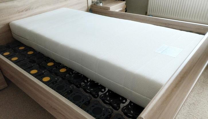 100% Natuurlatex matras 90x200, Nieuw, Huis en Inrichting, Slaapkamer | Matrassen en Bedbodems, Nieuw, Matras, 90 cm, 200 cm, Eenpersoons