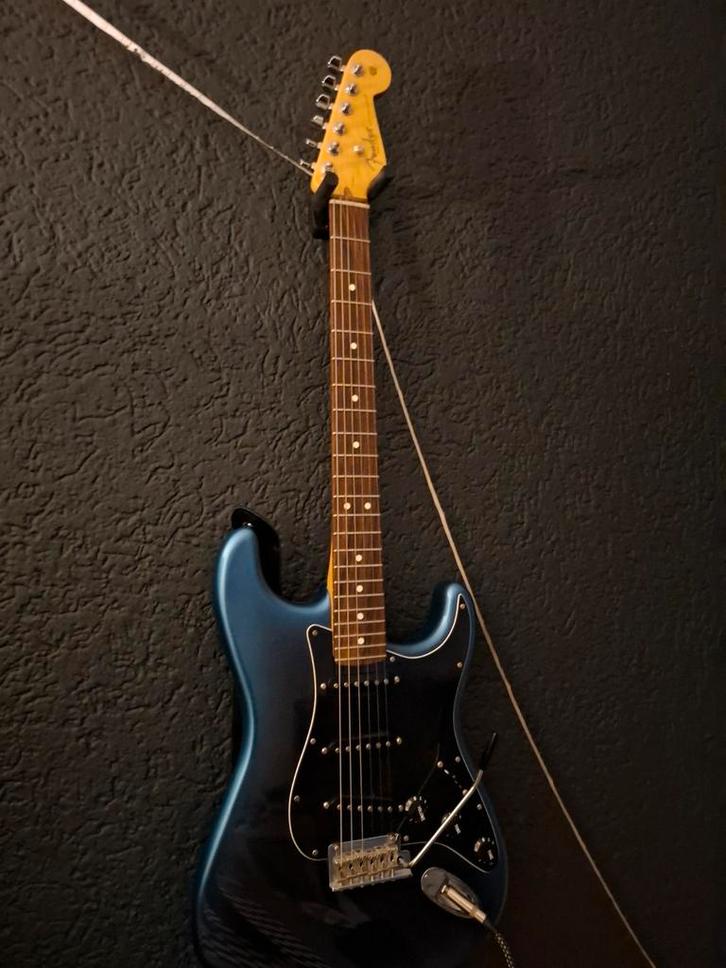 Fender American Prof. II Strat SSS Dark Night, Muziek en Instrumenten, Snaarinstrumenten | Gitaren | Elektrisch, Zo goed als nieuw
