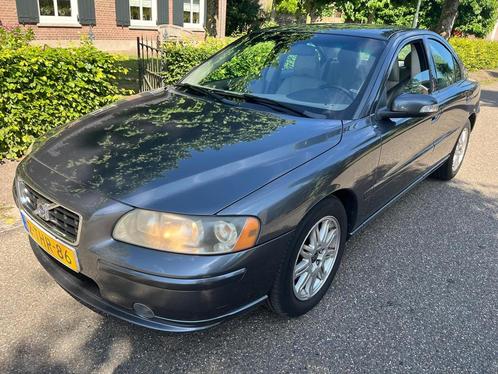 Volvo S60 2.4 D Momentum, Auto's, Volvo, Bedrijf, Te koop, S60, ABS, Airbags, Airconditioning, Boordcomputer, Centrale vergrendeling