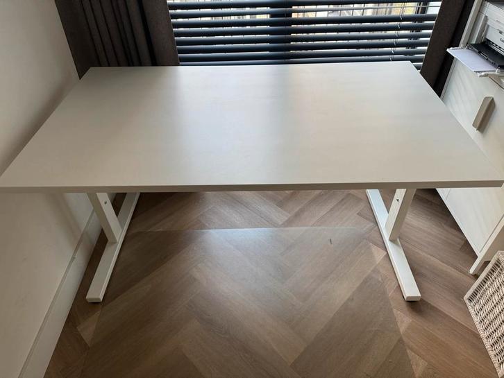 Pro Bureau 80x140cm - In Hoogte Verstelbaar, Huis en Inrichting, Bureaus, Gebruikt, In hoogte verstelbaar, Ophalen