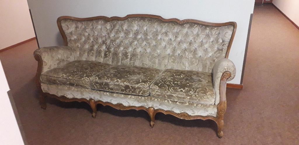 3 zits gecapitonneerde bank, Huis en Inrichting, Banken | Bankstellen, Gebruikt, Rechte bank, Driepersoons, 150 tot 200 cm, Minder dan 75 cm