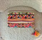 Star Mela Neysa Clutch - Geborduurd & Zomerklaar!, Ophalen of Verzenden, Nieuw, Overige kleuren, Avondtasje