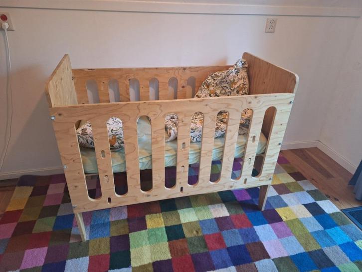 Piet Hein Eek crisis - ledikant incl. Aerosleep matras, Kinderen en Baby's, Kinderkamer | Bedden, Gebruikt, Minder dan 140 cm