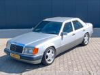 Mercedes Benz w124 260e, Automaat, 65 €/maand, Achterwielaandrijving, Metallic lak