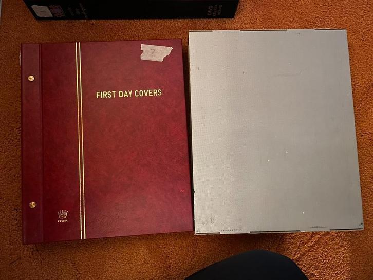 Eerste dag enveloppen nr. 369 - 426 in importa map rood, Postzegels en Munten, Postzegels | Eerstedagenveloppen, Onbeschreven