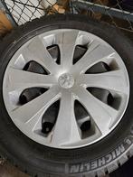 1x wieldop 14 inch voor een Peugeot 108.band en velg., Auto diversen, Wieldoppen, Ophalen of Verzenden, Zo goed als nieuw