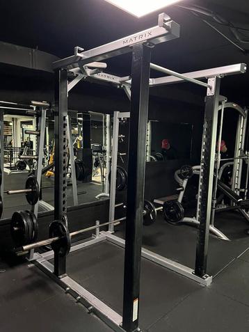 Matrix mega Magnum Half Rack