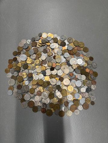 Buitenlandse munten - wereldmunten - verzameling beschikbaar voor biedingen