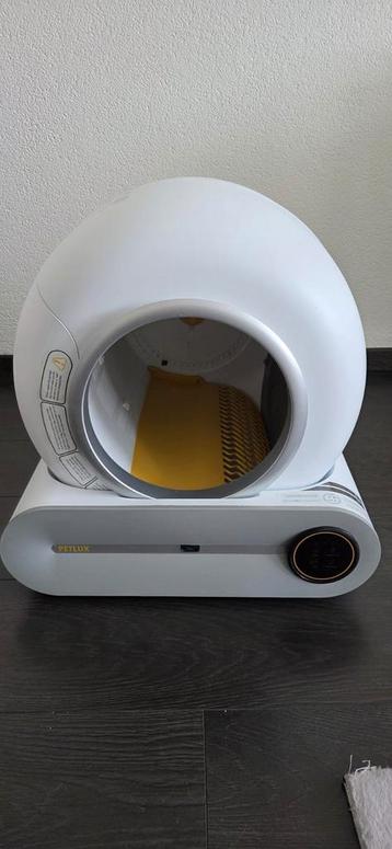 Petlux automatische kattenbak beschikbaar voor biedingen