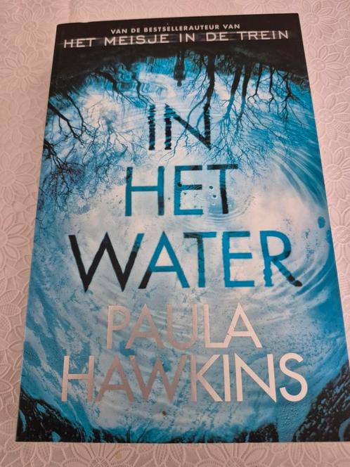 Paula Hawkins - In het water, Boeken, Thrillers, Zo goed als nieuw, Nederland, Ophalen of Verzenden