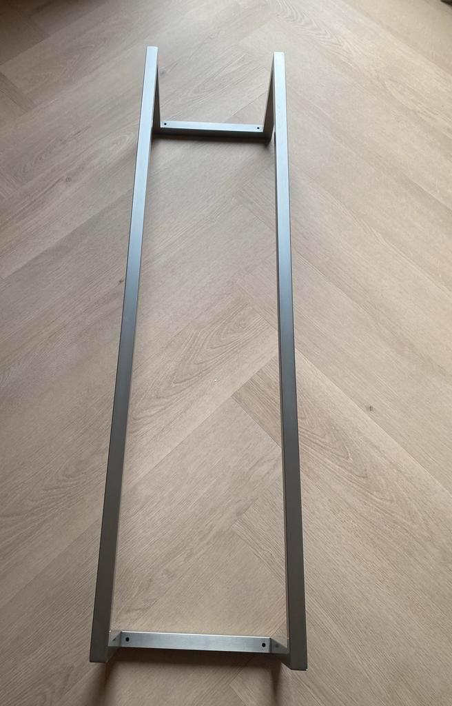 Fortifura Calvi Handdoekrek rvs geborsteld - 95x25x20cm, Huis en Inrichting, Woonaccessoires | Wandplanken en Boekenplanken, Nieuw