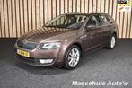 Skoda Octavia Combi 1.2 TSI Greentech Ambition Businessline, Voorwielaandrijving, Euro 5, Gebruikt, Zwart