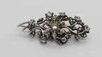Oude zilveren broche met steentjes, Ophalen of Verzenden, Zilver, Met edelsteen