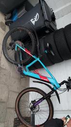 Cube Elektrische Mountainbike met Bosch Accu, Ophalen, Gebruikt, 30 tot 50 km per accu, Cube