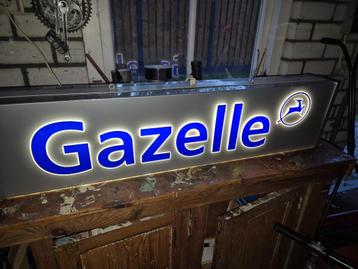 prachtige lichtbak van Gazelle beschikbaar voor biedingen