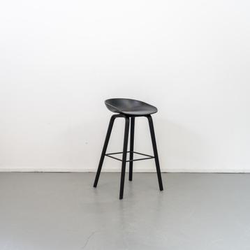 4Hay kruk AAS 32 Zwart onderstel  Eiken 76 cm beschikbaar voor biedingen