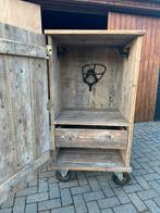 Zadelkast, concourskast, wedstrijdkast, Dieren en Toebehoren, Ophalen of Verzenden, Zo goed als nieuw, Overige soorten