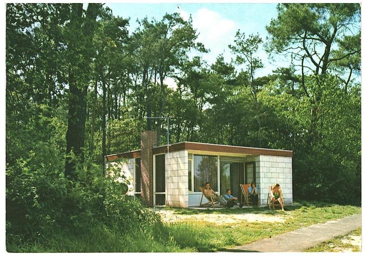 908464	Chaam	N Br 1977 Bungalow Vakantiehuisje  De Flaasbloe, Verzamelen, Ansichtkaarten | Nederland, Gelopen, Noord-Brabant, 1960 tot 1980