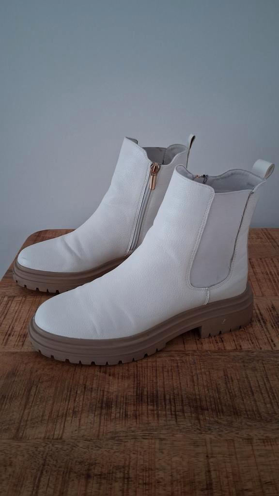 mt. 39 Schuurman Sub55 Chelsea boots enkellaarsjes, Kleding | Dames, Schoenen, Zo goed als nieuw, Lage of Enkellaarzen, Wit, Ophalen of Verzenden