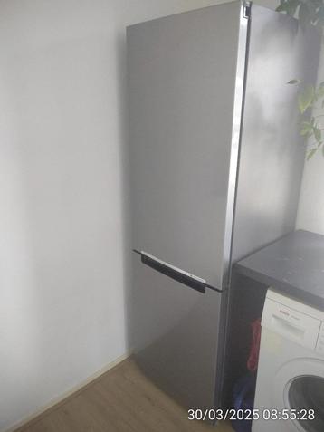 Samsung RB33N300NSA koelvriescombi, zo goed als nieuw! beschikbaar voor biedingen