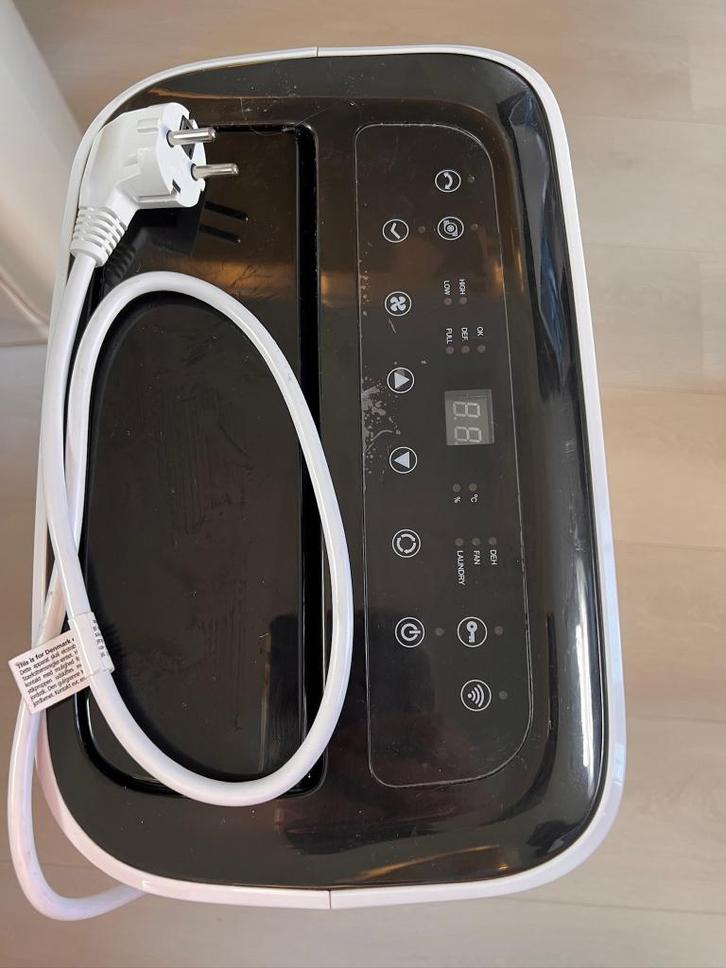 Ontvochtiger Qlima D630P SMART wit/zwart, Witgoed en Apparatuur, Luchtbehandelingsapparatuur, Zo goed als nieuw, Luchtontvochter