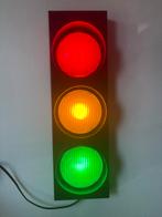 Stoplicht Wandlamp - Unieke Decoratie, Ophalen, Zo goed als nieuw, Metaal, Minder dan 50 cm