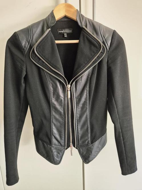 Zwart leren jasje ARMA Collection, Kleding | Dames, Jasjes, Kostuums en Pakken, Zo goed als nieuw, Jasje, Maat 34 (XS) of kleiner