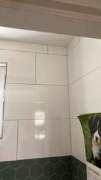 Glazende witte tegels, Ophalen, 40 tot 60 cm, Nieuw, Minder dan 5 m²