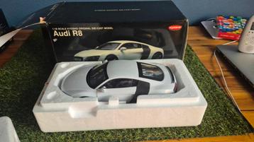 kyosho Audi R8 beschikbaar voor biedingen