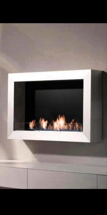 Ruby Fires / Xaralyn Atri Wall Bio-ethanol Haard beschikbaar voor biedingen