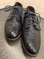 Blue Box damesschoenen blauw imitatie lakleer maat 40, Schoenen met lage hakken, Blauw, Ophalen of Verzenden, Zo goed als nieuw