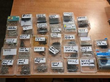 alle haken vaste prijs 50 stuks €6,50 div maten zie foto,s  beschikbaar voor biedingen