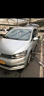 Volkswagen Touran 1.6 TDI 81KW/110PK 7-DSG 2015 Grijs, Auto's, Volkswagen, 7 stoelen, Origineel Nederlands, 24 km/l, Diesel