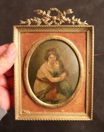 Antiek souvenir uit Het Louvre  beschikbaar voor biedingen