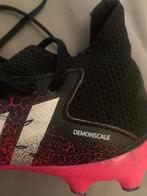 Voetbalschoenen Adidas Predator maat 34 voor €5, Sport en Fitness, Voetbal, Ophalen, Gebruikt, Schoenen