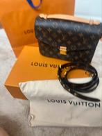 Louis vuitton pochette metis, Ophalen of Verzenden, Zo goed als nieuw, Bruin