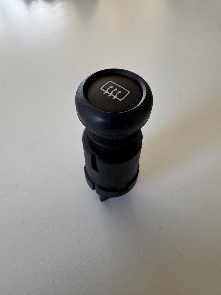 993.613.149.00  schakelaar achterruitverwarming, Auto-onderdelen, Dashboard en Schakelaars, Gebruikt, Ophalen of Verzenden