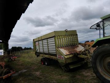 Claas opraapwagen  beschikbaar voor biedingen
