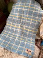 Prachtige vintage wollen deken Aabe 66 x 95 cm, Huis en Inrichting, Woonaccessoires | Plaids en Woondekens, Gebruikt, Verzenden