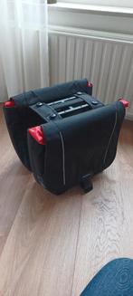 Z.g.a.n. Basil sportdesign dubbele fietstas., Ophalen, Zo goed als nieuw, Basil