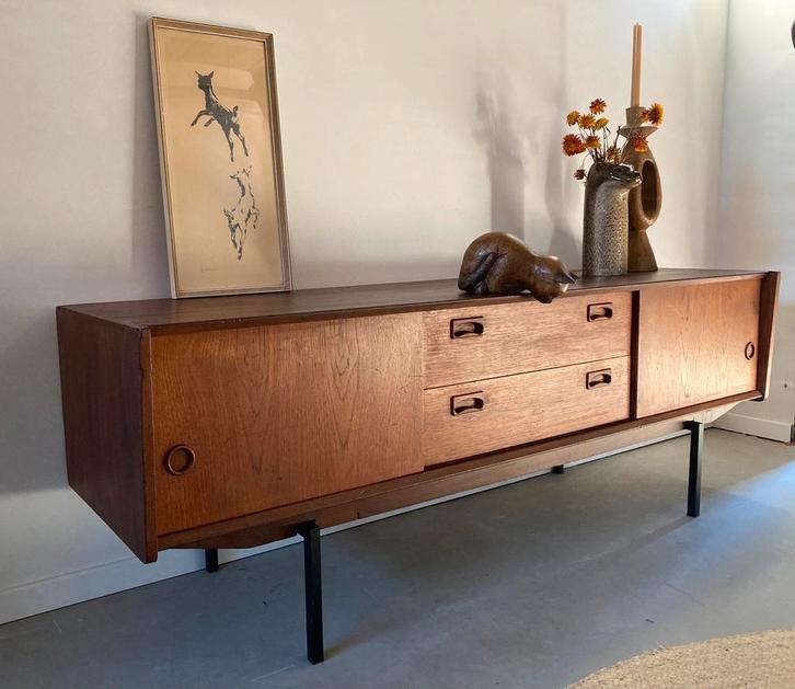 Midcentury vintage teak dressoir, Huis en Inrichting, Kasten | Ladekasten, Gebruikt, Minder dan 100 cm, 150 tot 200 cm, 25 tot 50 cm