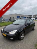 Ford Focus 1.6-16V Ghia 2e Eigenaar Airco Trekhaak N APK, Gebruikt, Zwart, Origineel Nederlands, Handgeschakeld