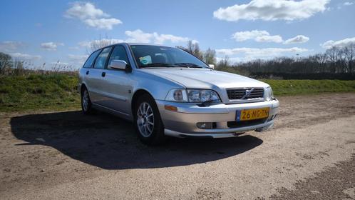 Volvo V40 2.0 I 16V 2003 Grijs, APK tot maart 2026, Auto's, Volvo, Particulier, V40, Benzine, D, Stationwagon, Handgeschakeld