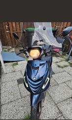 Mooie scooter te koop!  Let op heeft wok melding, Fietsen en Brommers, Scooters | Yamaha, Ophalen, Gebruikt, Overige modellen